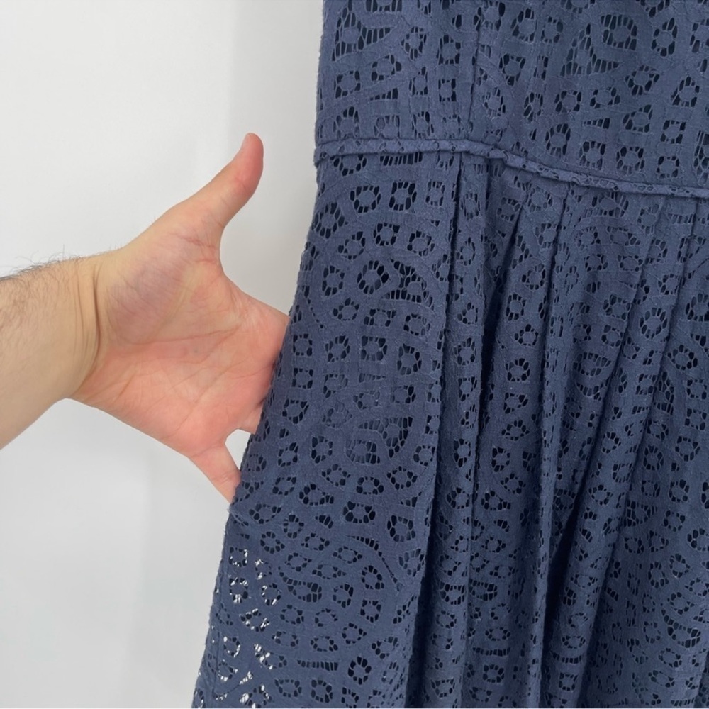 J Crew Swirling Lace Dress Navy Blue pockets Sleeveless Fit Flare Style Size 6 - Picture 6 of 6